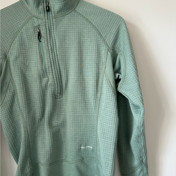 Patagonia R1 waffle pullover - Picture 3 of 6